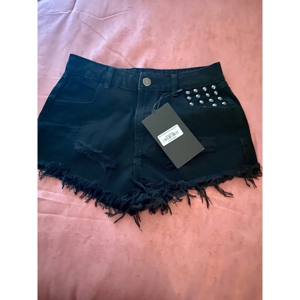 Freya Denim Shorts - Picture 2 of 3